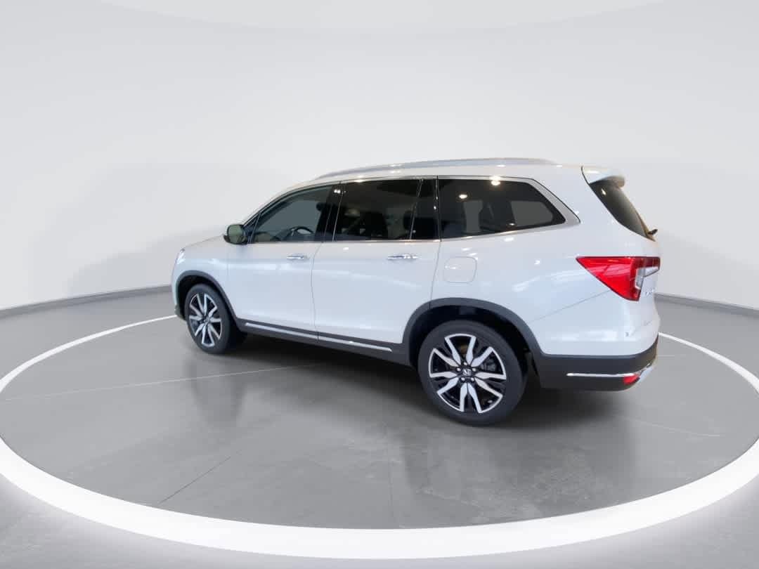 Thumbnail: 2019 Honda Pilot - 6