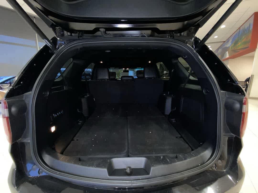 Thumbnail: 2016 Ford Explorer - 26