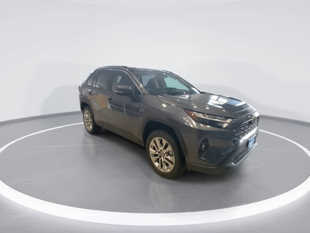 2025 Toyota RAV4 XLE Premium photo 2