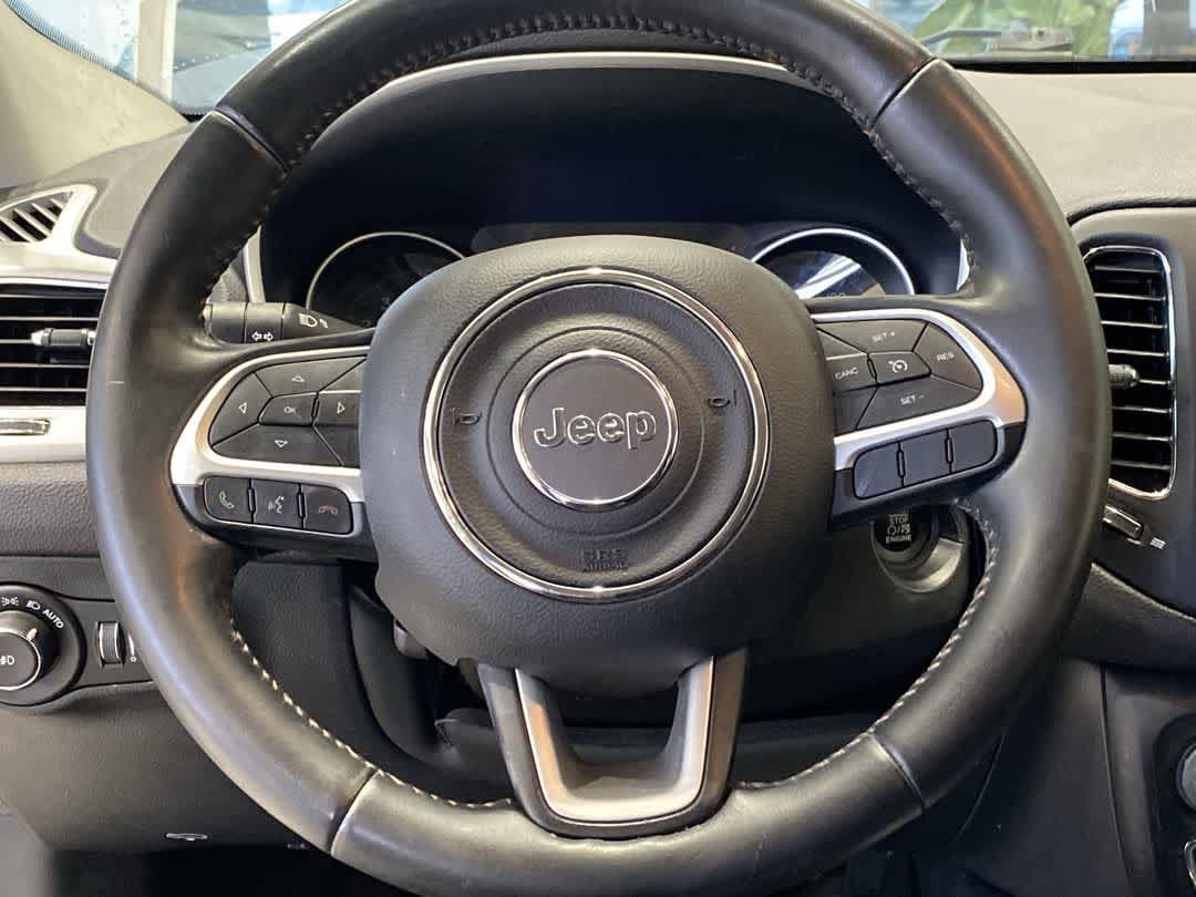 Thumbnail: 2018 Jeep Compass - 17