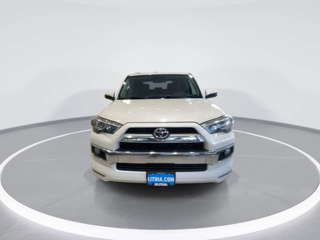 Thumbnail: 2014 Toyota 4Runner - 3