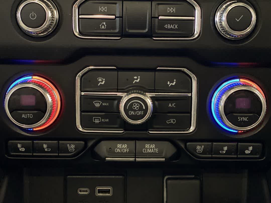 Thumbnail: 2021 GMC Yukon XL - 22