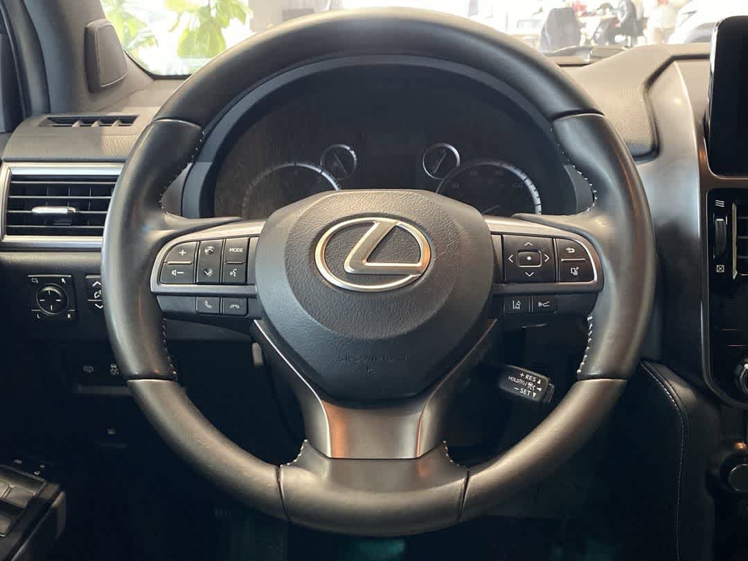 Thumbnail: 2023 Lexus GX - 16