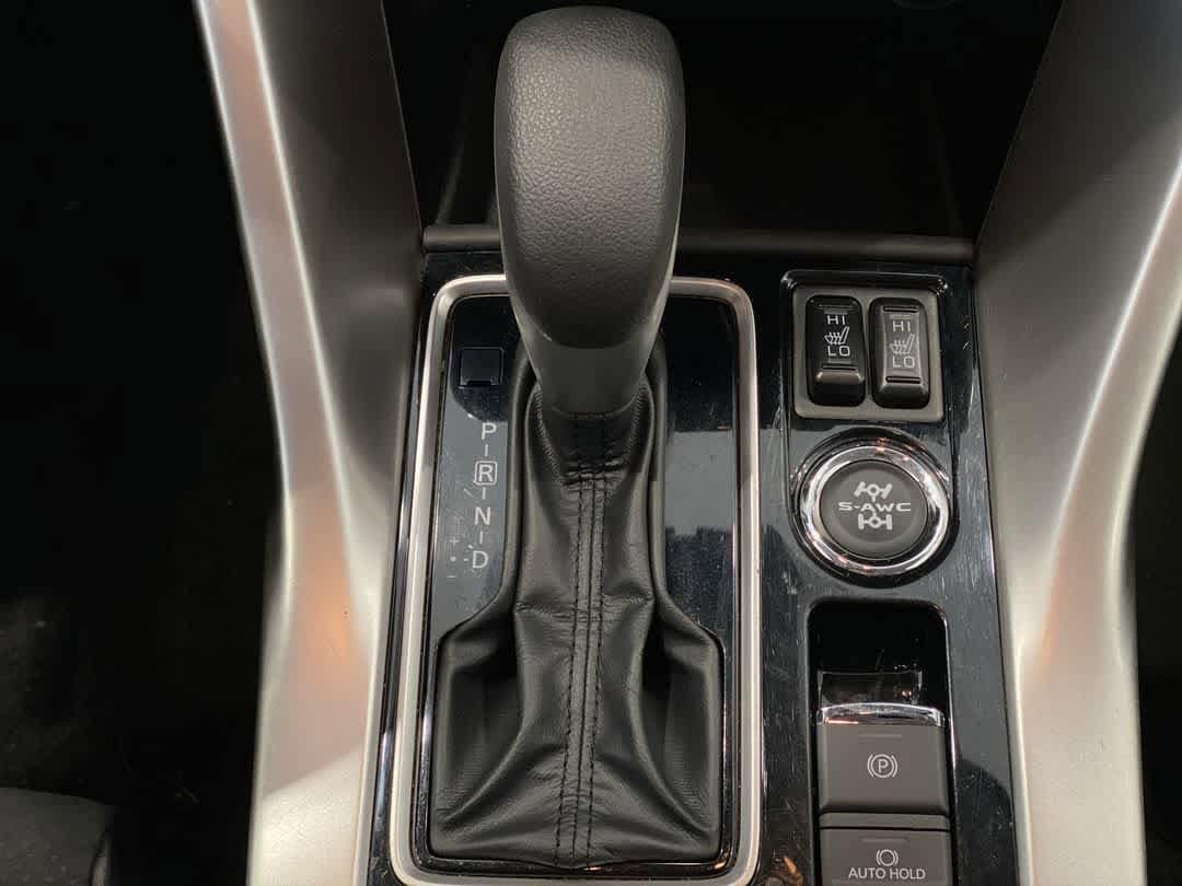 Thumbnail: 2024 Mitsubishi Eclipse Cross - 23