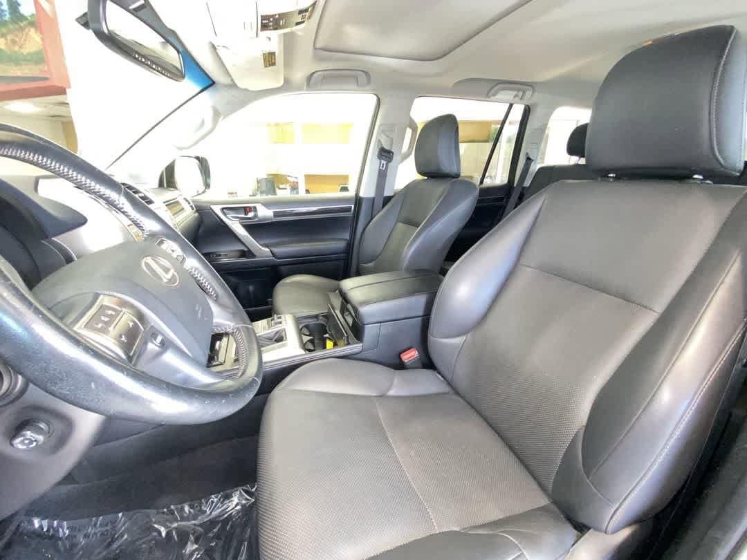 Thumbnail: 2018 Lexus GX - 13