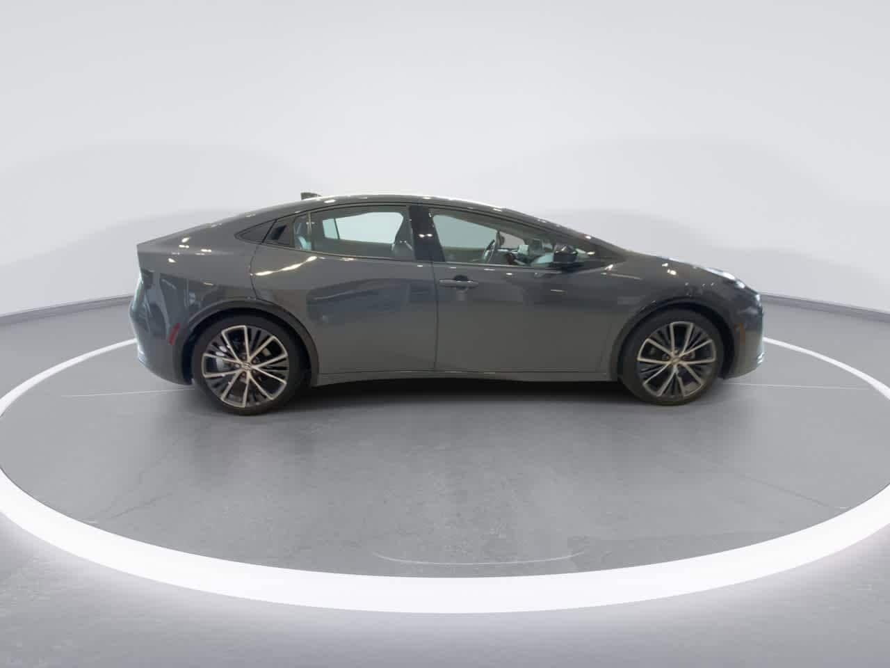 Thumbnail: 2023 Toyota Prius - 9