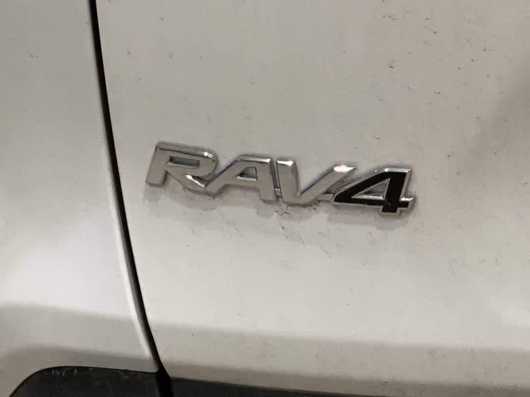 Thumbnail: 2025 Toyota RAV4 - 11