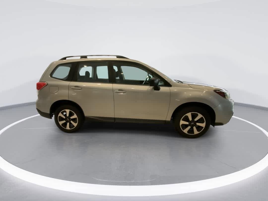 Thumbnail: 2018 Subaru Forester - 9
