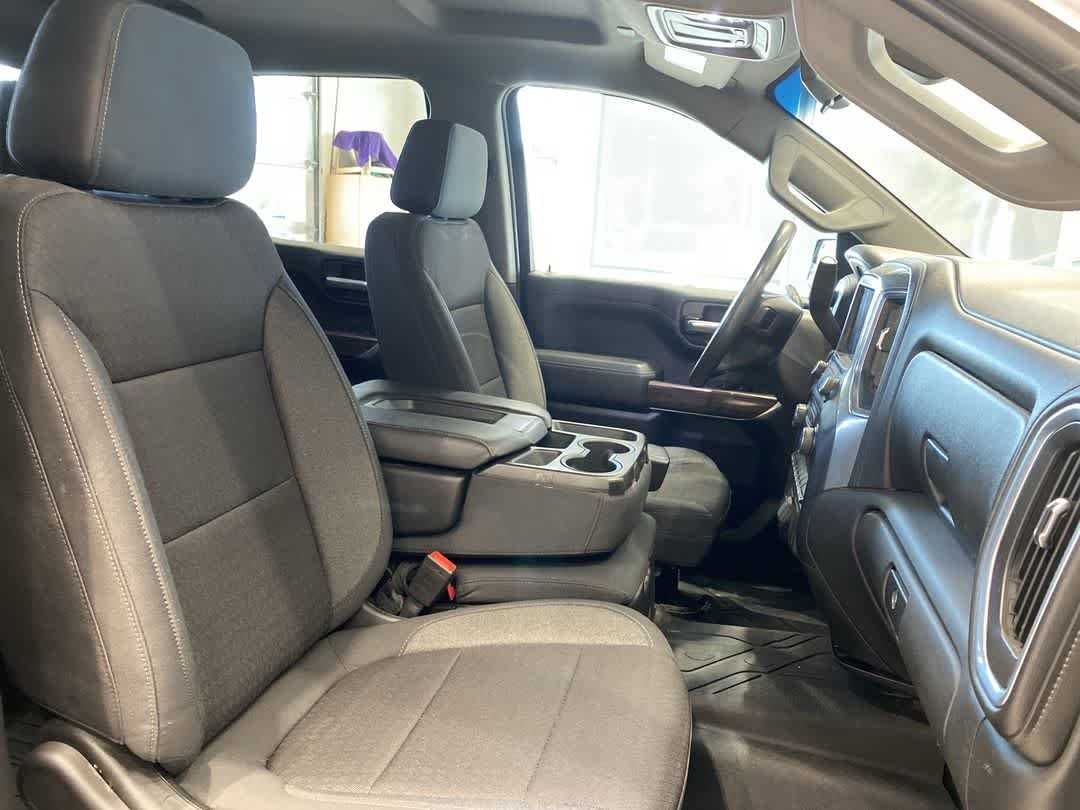 Thumbnail: 2020 Chevrolet Silverado 1500 - 25