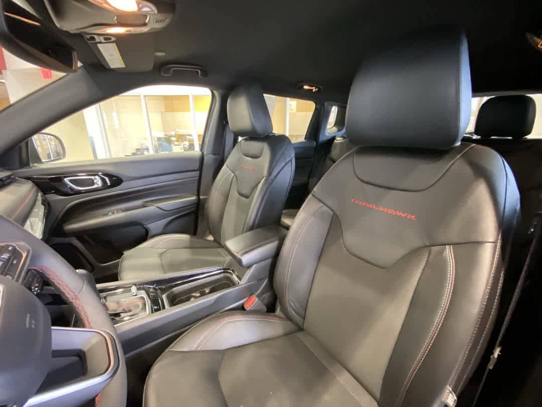 Thumbnail: 2023 Jeep Compass - 14