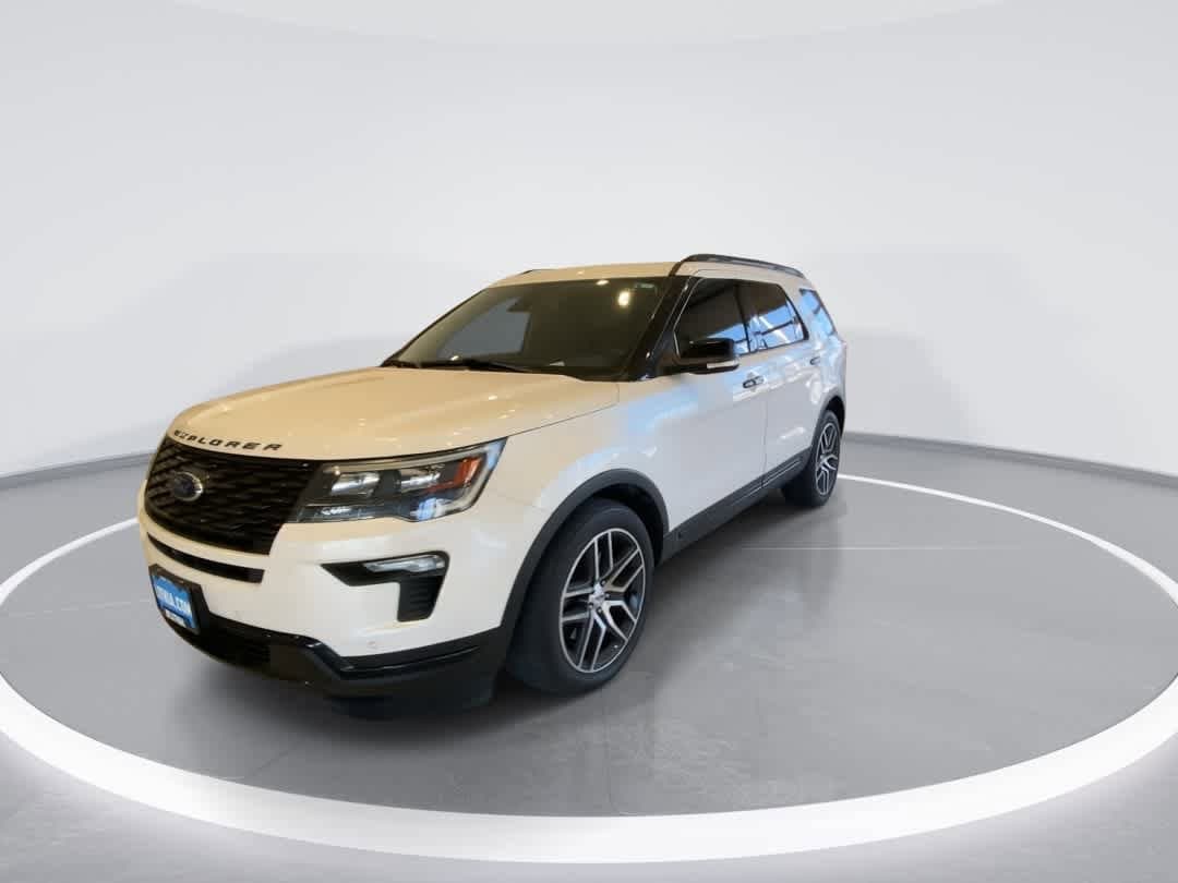 Thumbnail: 2018 Ford Explorer - 4