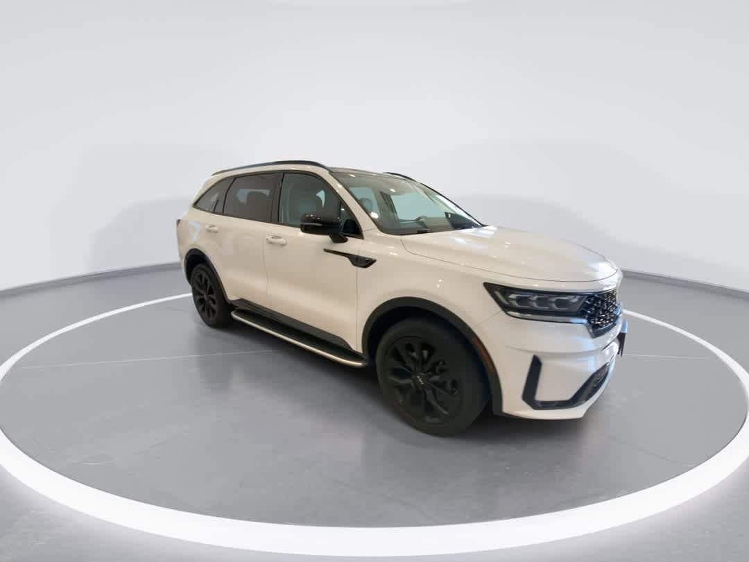 Thumbnail: 2022 Kia Sorento - 2