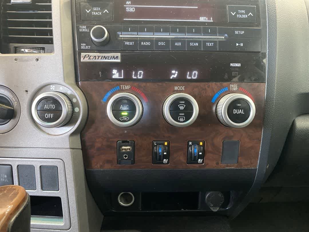 Thumbnail: 2013 Toyota Tundra - 21