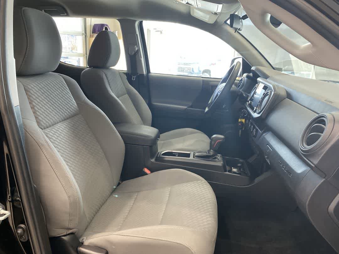 Thumbnail: 2023 Toyota Tacoma - 23