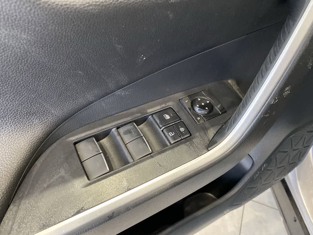 Thumbnail: 2023 Toyota RAV4 - 13