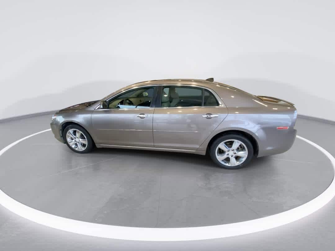 Thumbnail: 2012 Chevrolet Malibu - 5