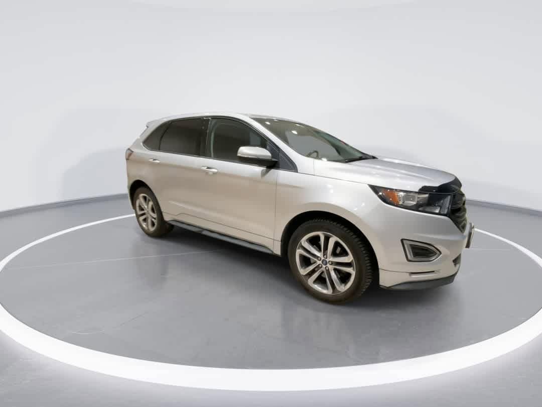 Thumbnail: 2017 Ford Edge - 2