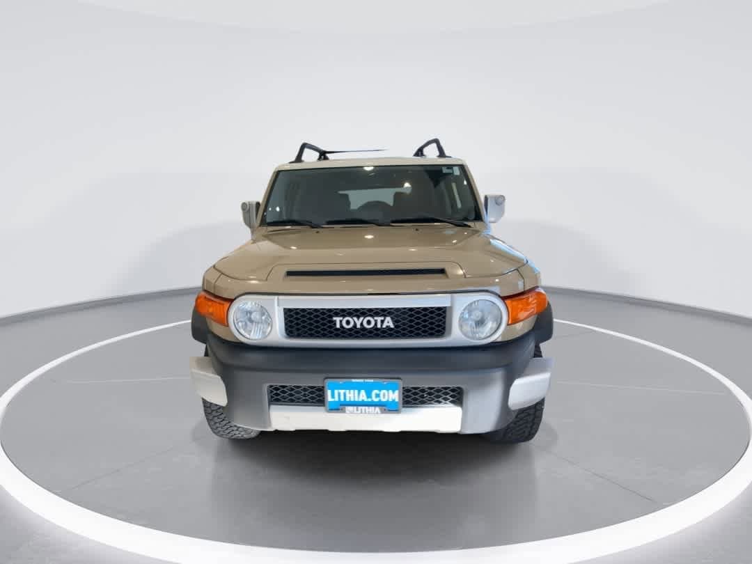 Thumbnail: 2013 Toyota FJ Cruiser - 3