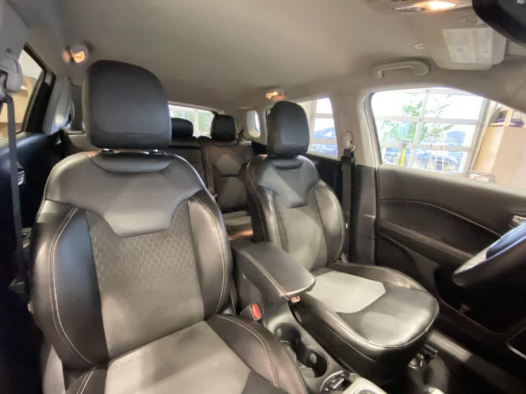 Thumbnail: 2018 Jeep Compass - 26