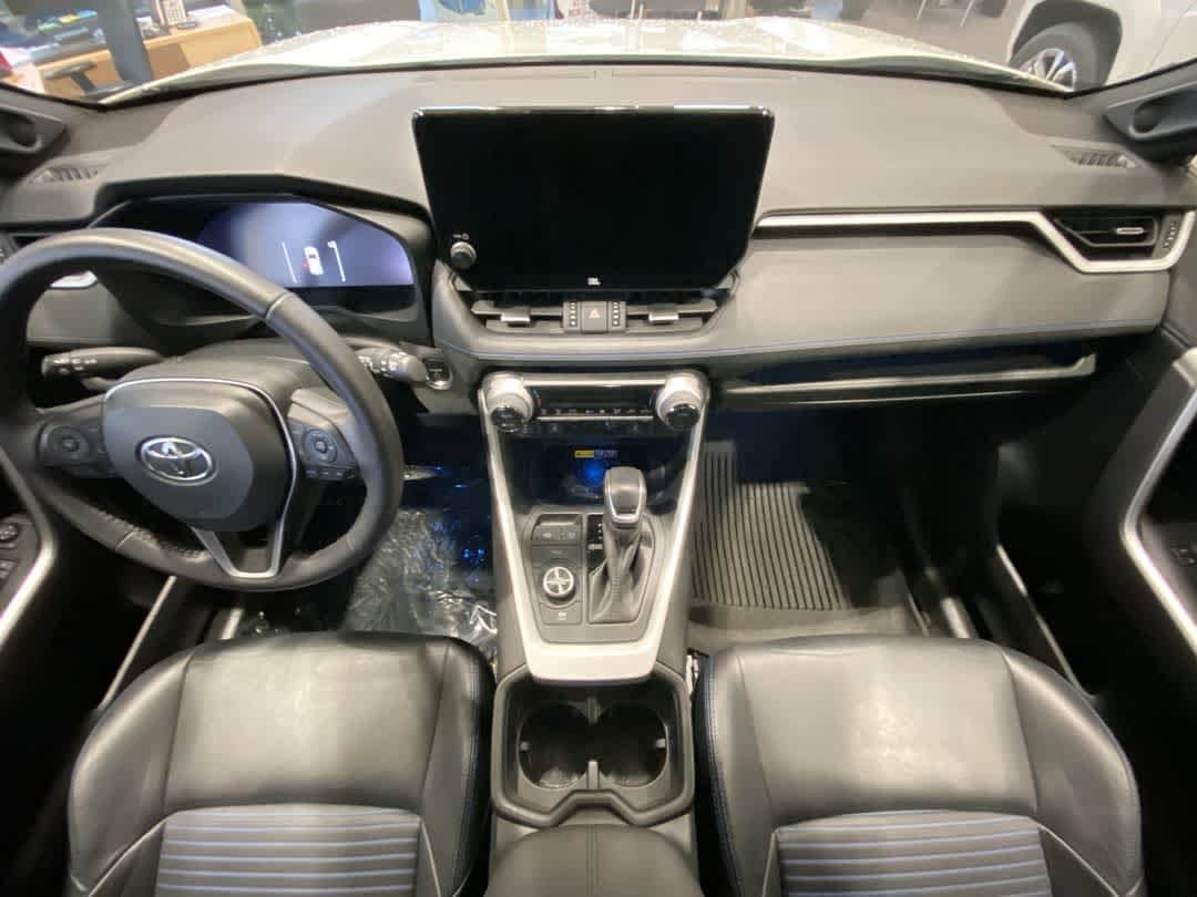 Thumbnail: 2024 Toyota RAV4 - 23