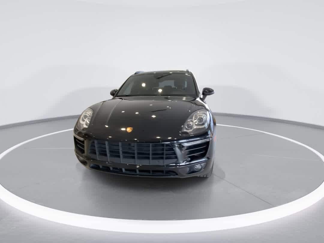 Thumbnail: 2018 Porsche Macan - 3