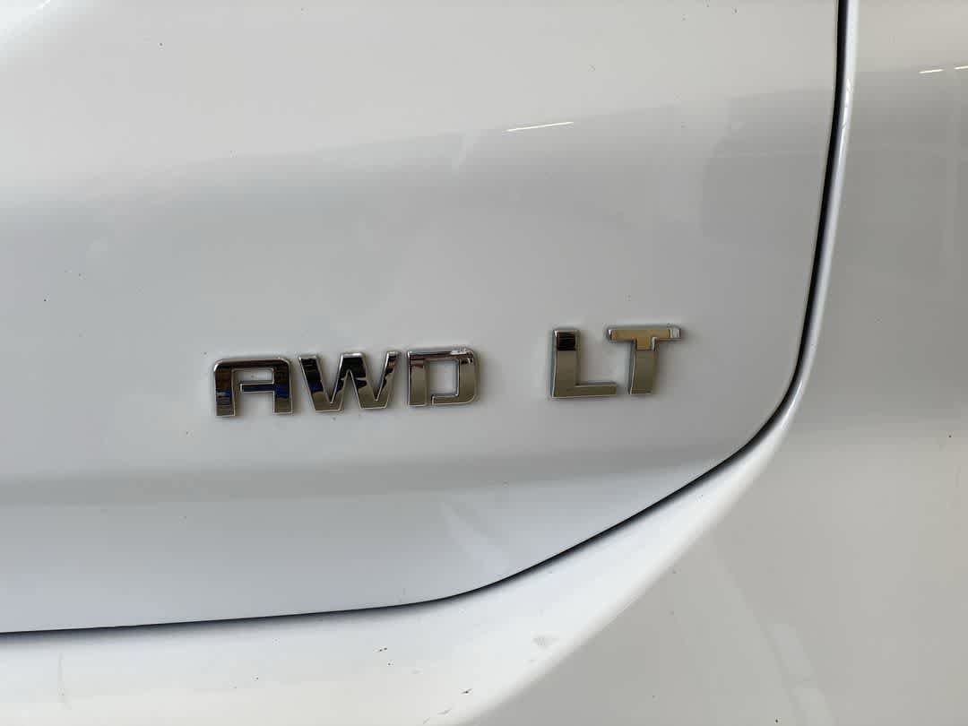 Thumbnail: 2020 Chevrolet Equinox - 12