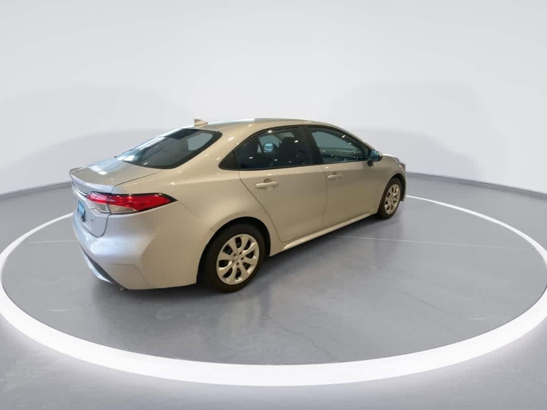 Thumbnail: 2022 Toyota Corolla - 8