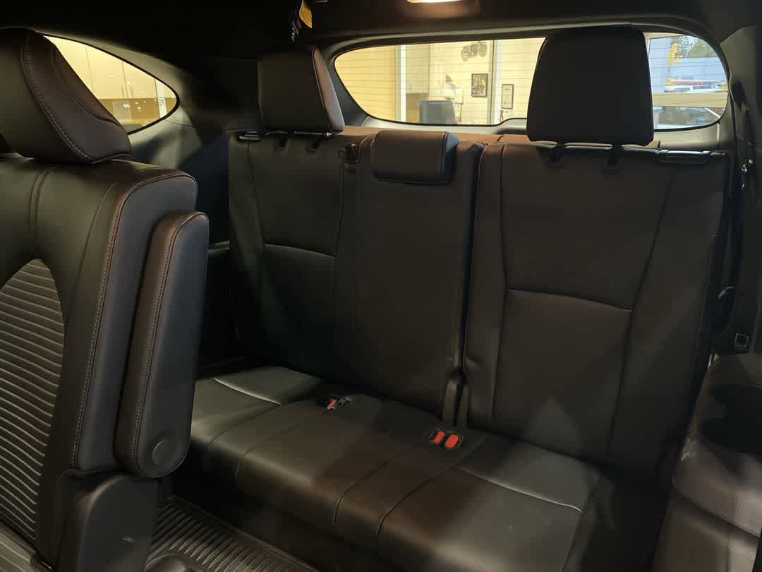 Thumbnail: 2025 Toyota Highlander - 25