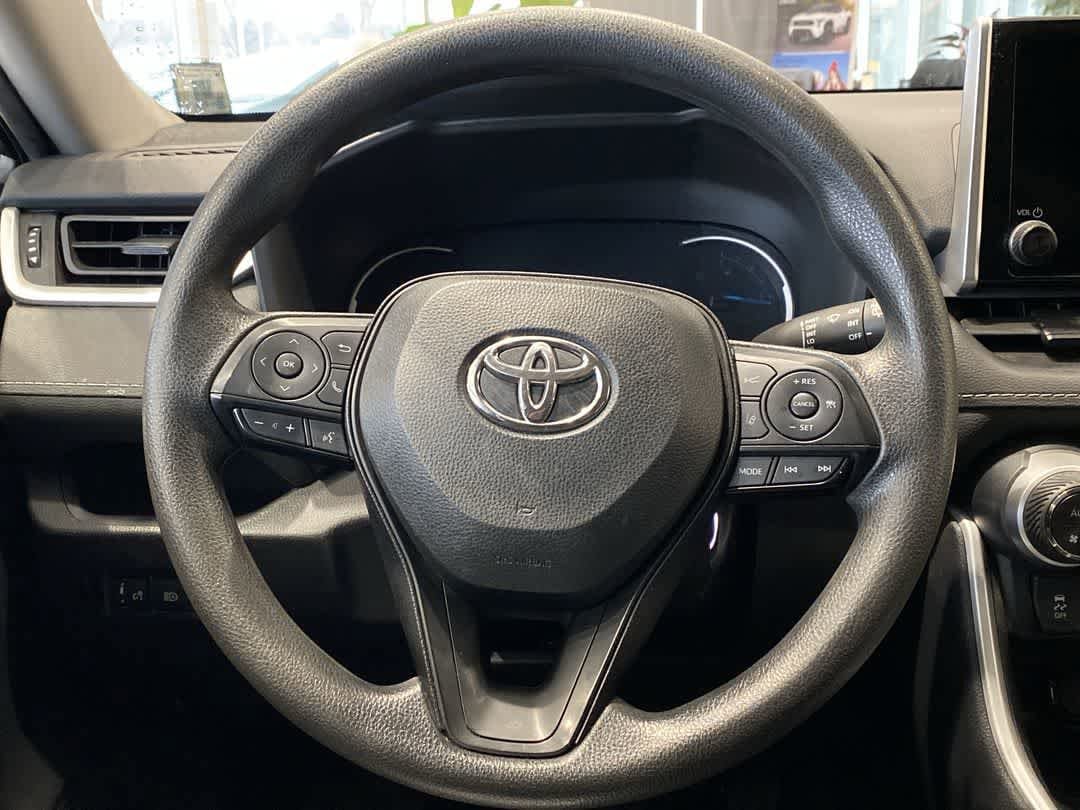 Thumbnail: 2024 Toyota RAV4 - 17