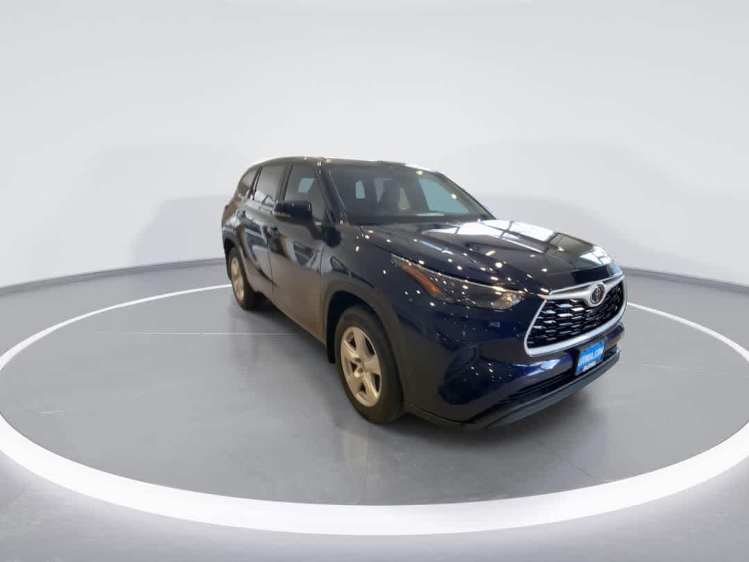 Used 2023 Toyota Highlander L with VIN 5TDKDRBH9PS025801 for sale in Missoula, MT