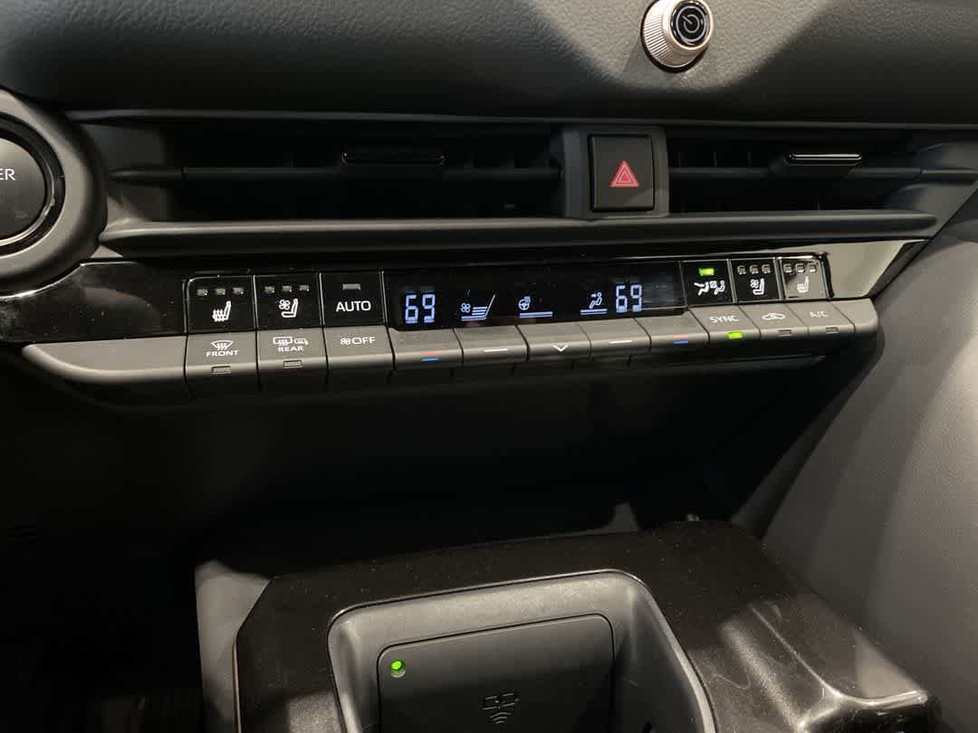 Thumbnail: 2026 Toyota Crown - 19