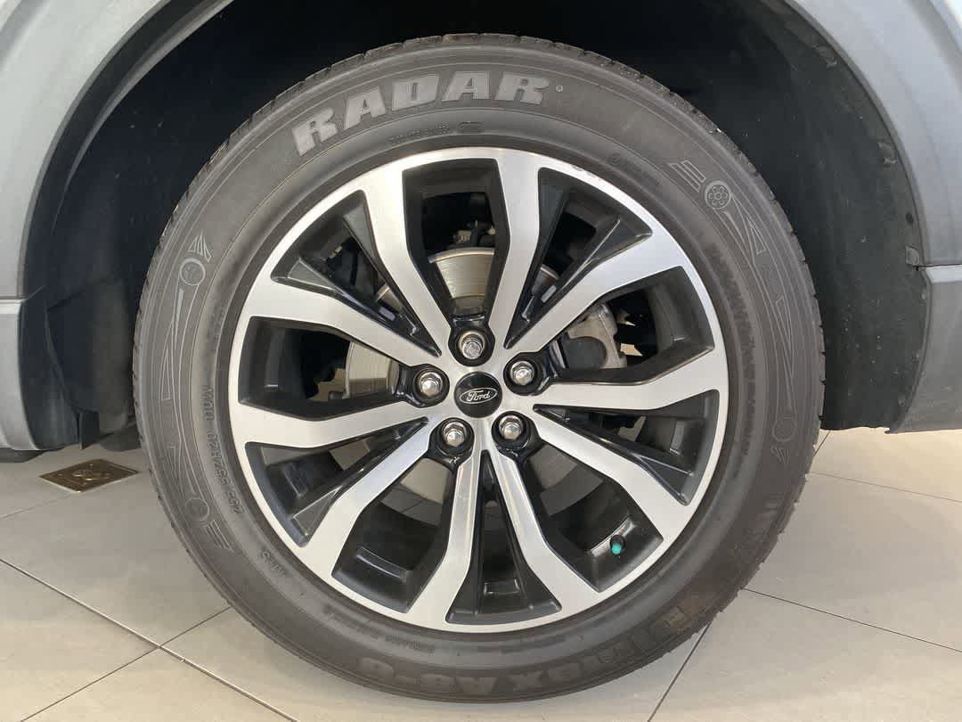 Thumbnail: 2020 Ford Explorer - 11