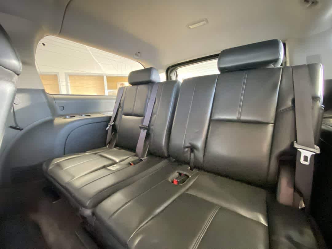 Thumbnail: 2013 Chevrolet Suburban - 26