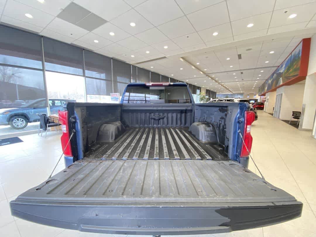 Thumbnail: 2019 Chevrolet Silverado 1500 - 27