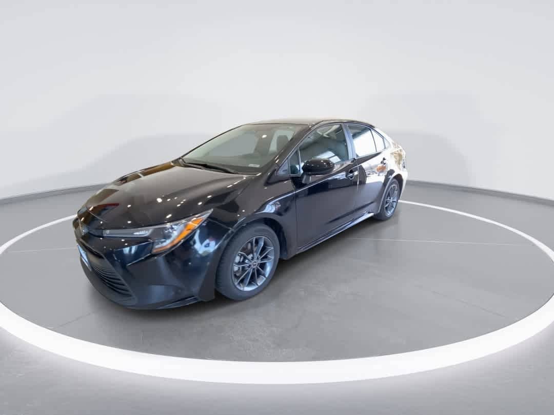 Thumbnail: 2024 Toyota Corolla - 4