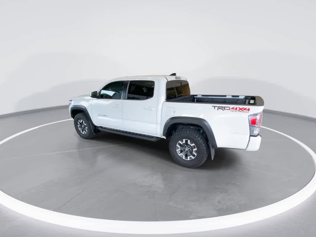 Thumbnail: 2021 Toyota Tacoma - 8