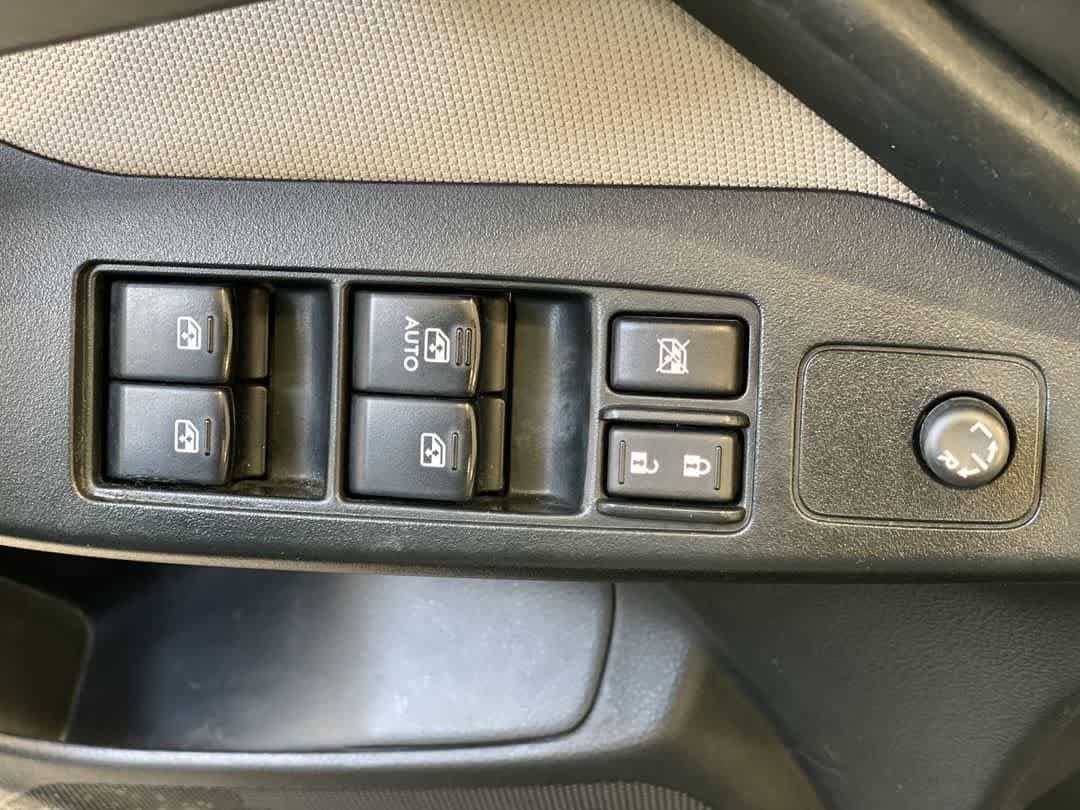 Thumbnail: 2015 Subaru Forester - 16