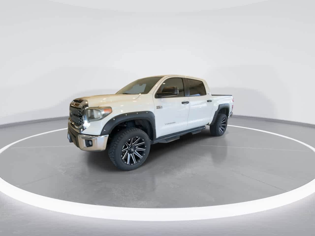 Thumbnail: 2019 Toyota Tundra - 4