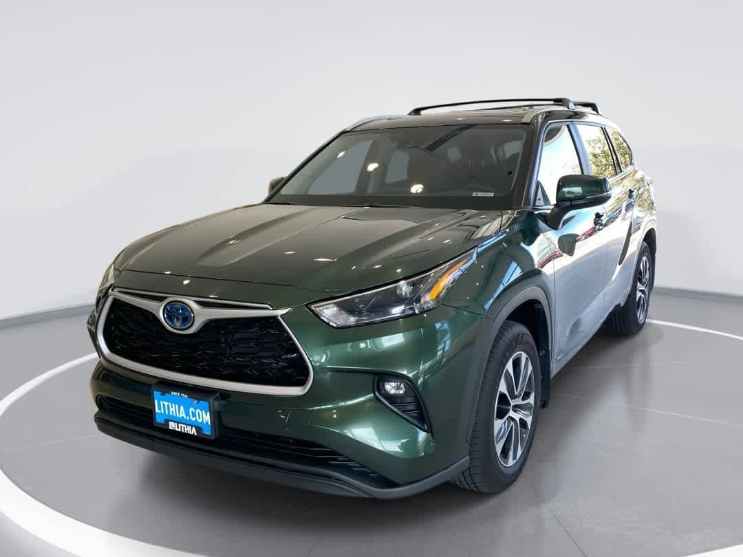 Thumbnail: 2023 Toyota Highlander - 1