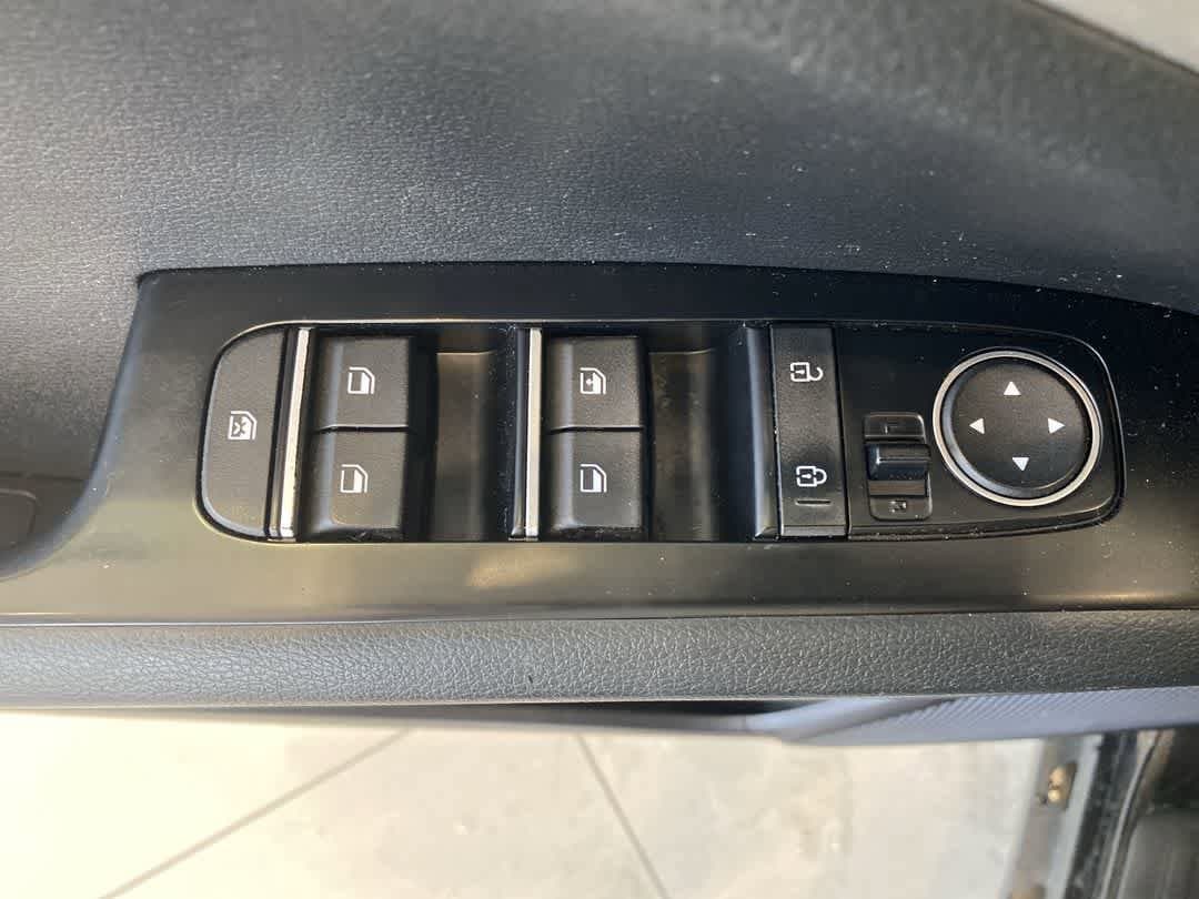 Thumbnail: 2020 Kia Soul - 15