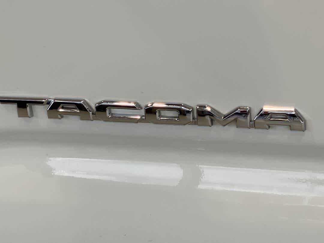 Thumbnail: 2023 Toyota Tacoma - 11