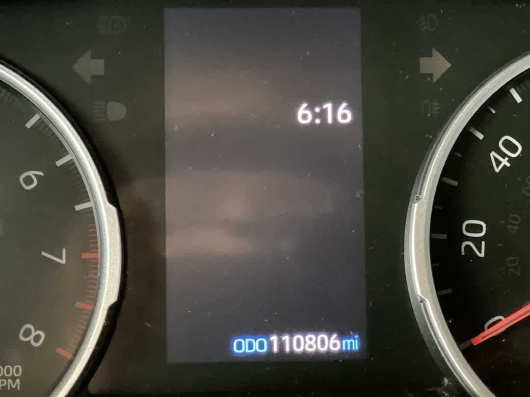 Thumbnail: 2021 Toyota RAV4 - 18