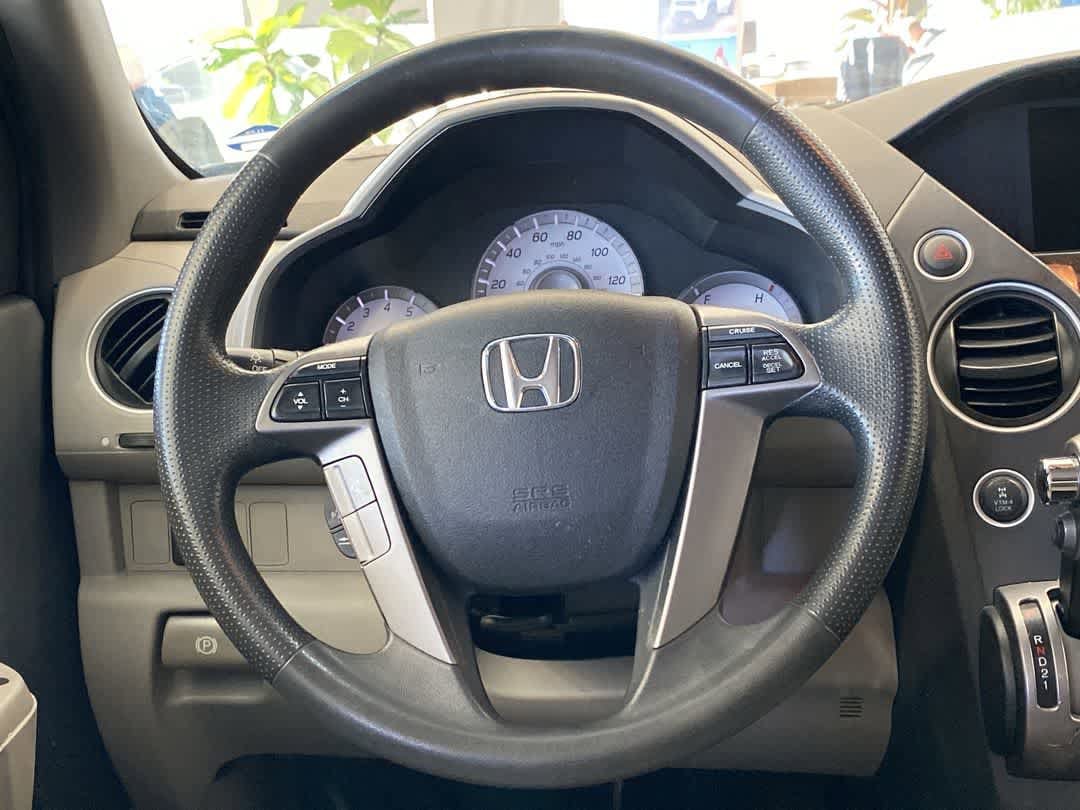 Thumbnail: 2014 Honda Pilot - 17