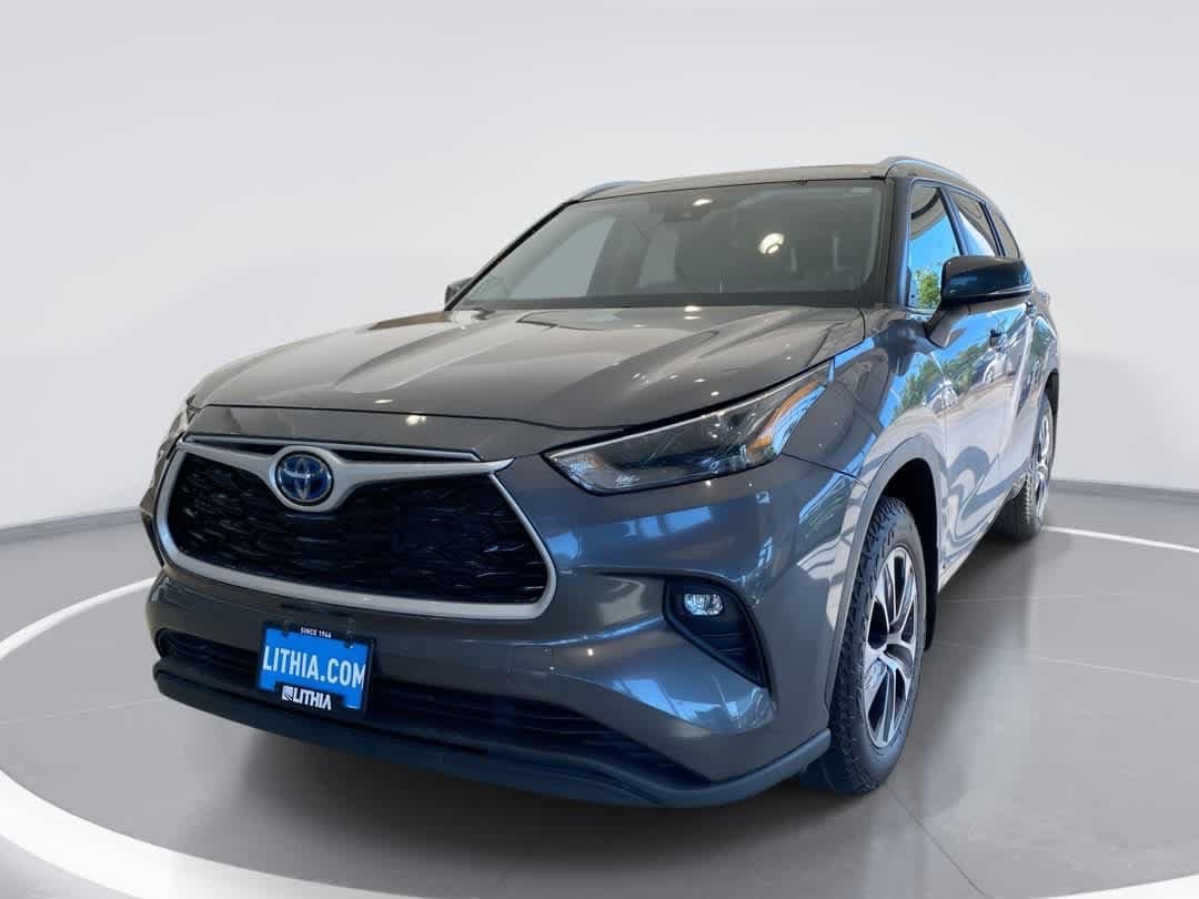 Thumbnail: 2023 Toyota Highlander - 1