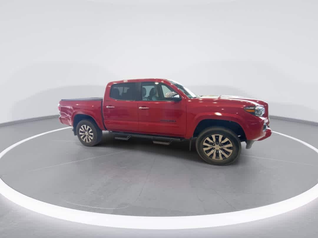 Thumbnail: 2022 Toyota Tacoma - 9