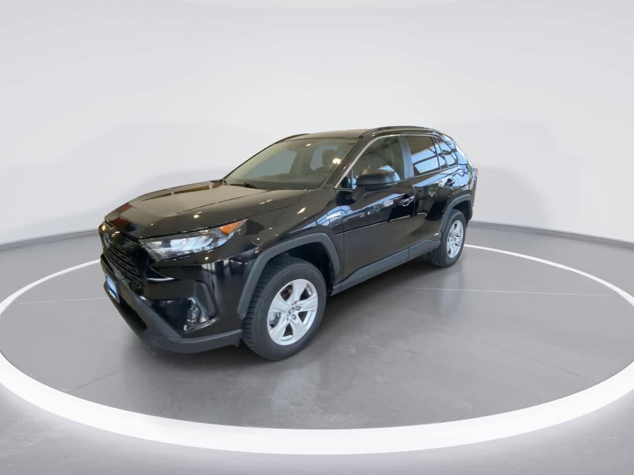 Thumbnail: 2020 Toyota RAV4 - 4