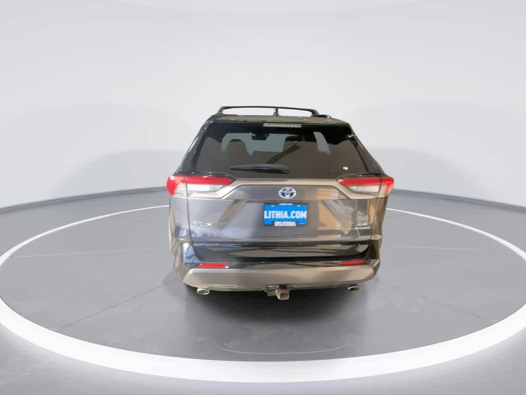 Thumbnail: 2020 Toyota RAV4 - 7