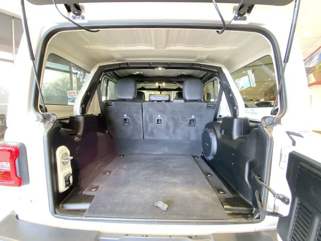 Thumbnail: 2021 Jeep Wrangler - 25