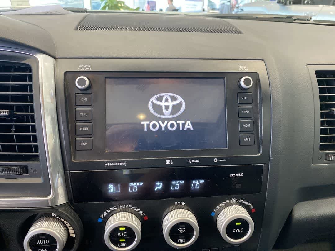 Thumbnail: 2021 Toyota Sequoia - 18