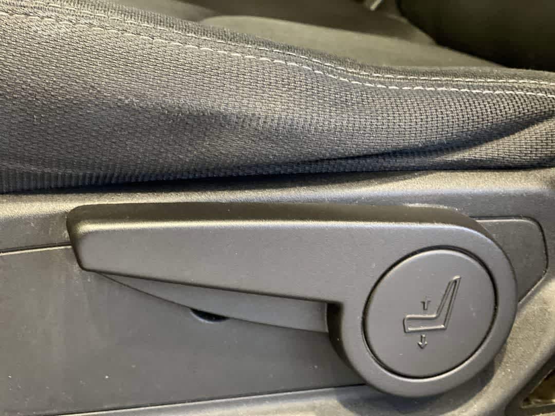 Thumbnail: 2014 GMC Acadia - 15